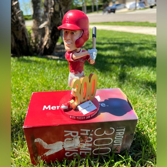 MLB Michael Trout 300 home run bobble head - Picture 3 of 4